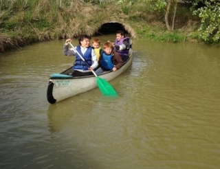  Gita in canoa in famiglia nella Vandea